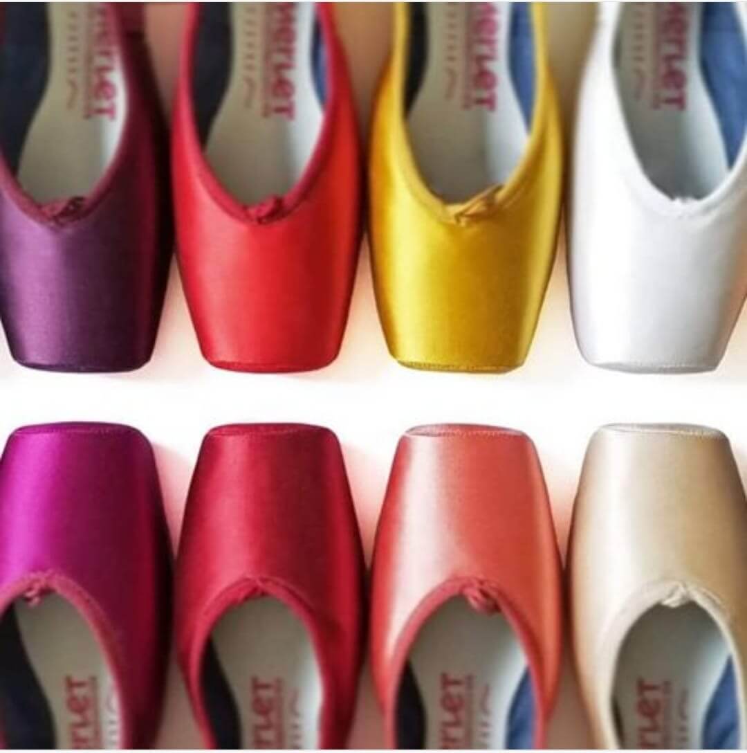 Demi Pointes Et Pointes